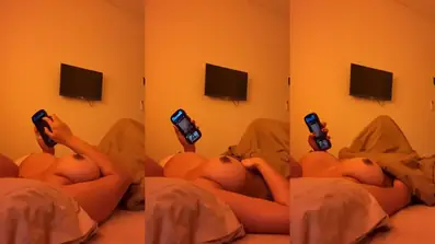 Dokumentasi Siskaeee Cantik Live Bersantai Kasur